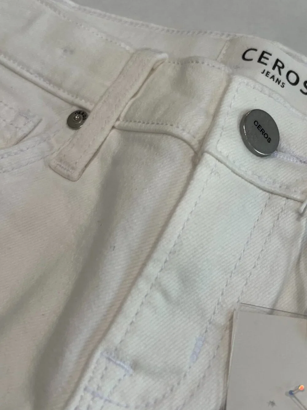 Girl - 12 - NWT Ceros White Jean Shorts